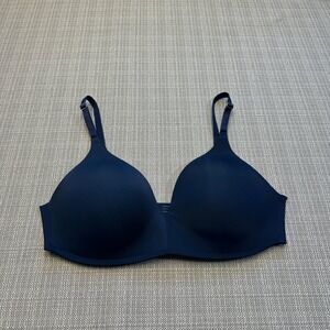 Soma Vanishing 360 Wireless Bra 36C Navy Blue Comfort Smooth Back T Shirt